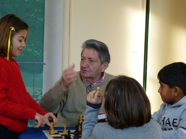 Scuola Scacchi Domenica Mattina 9 dicembre 2012 034